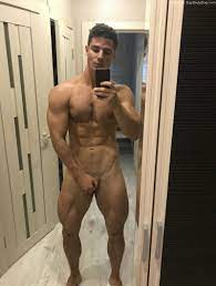 I Need Dmitry Averyanov To Be My Workout Buddy - Gay Porn Blog Network -  Nude Men Posted Free Daily