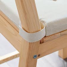 Ikea ivar stuhl kiefer massivholz ist ein strapazierfähiges naturmaterial das bei bedarf abgeschliffen und oberflächenbehandelt werden kann. Justina Stuhlkissen Natur 42 35x40x4 Cm Ikea Deutschland