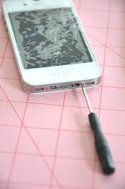Unfollow iphone 4 screen repair to stop getting updates on your ebay feed. How To Replace Your Iphone 4 Screen Resources For Doing It Yourself Cracked Iphone Diy Good To Know