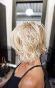 Kurzes Haar Mit Schichten Um Die Schonheit Von Ihnen Zu Verbessern High Ih C Kurze Blonde Haare Haarschnitt Kurz Mittellange Haare Frisuren Einfach