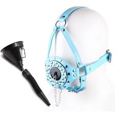 LTMDESH Extreme Gag Slave Mouth Lock Gag with Funnel Bondage Game Gag  Leather PU Mask for Bondage Mouth Separator for Sex Mouth Sex Punish Oral  Gag BDSM Sex Toy, Blue : Amazon.de: