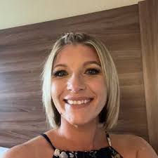 Vicky Hogan (@vicky.hogan8)