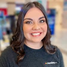 Heather Espinoza's Instagram, Twitter & Facebook