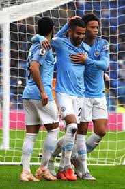 Manchester city peut encore rêver à un incroyable quadruplé après avoir battu samedi everton, en. 15 Idees De Joueur Joueur Fond D Ecran Foot Footballeur