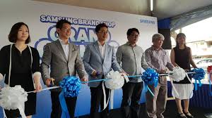 上 届得 奖 者可再 度 提名参 加 。 agilent technologies sdn bhd clarion (m) sdn bhd fairchild semiconductor (m) sdn bhd intel. Samsung Opens Brand Shop In Ss2 To Serve Pj Residents Samsung Newsroom Malaysia
