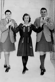 Irish Dancer Kilt Dance Net Trends In 20th Century Irish Dance Costumes 7303624 Irish Dance Costume Irish Dance Irish Costumes