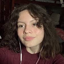 Ashley Witwer's Instagram, Twitter & Facebook