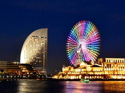 Yokohama Minato Mirai di malam hari — paket wisata Jepang Yokohama