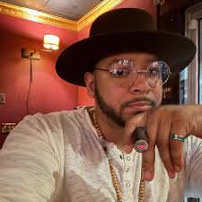 Naomi is rolling up to the #SummerSlam Kickoff TONIGHT ⚠️ 📺: 5ET/2PT