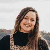 Betty Zuber's Instagram, Twitter & Facebook