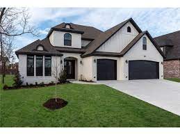 White stucco house brown roof. Stucco House Colors With Brown Roof Novocom Top