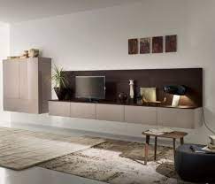 Wohnzimmer einrichten ohne wohnwand für ihre dachschräge räume unter dem dach sind zwar eine große herausforderung, aber sie haben mehr platzpotenzial. Wohnzimmer Gestaltung Wohnwand Aus Hochwerigem Holz Ohne Griffe Wohnen Wohnwand Modern Wohnzimmer Wohnzimmer