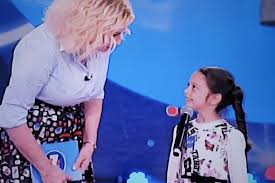 Mentre è partita la ricerca dei piccoli interpreti, con le circa 20 tappe dello zecchino d'oro casting tour che da marzo ad agosto attraverserà tutta italia, la giuria ha selezionato le canzoni in gara. Molfetta Protagonista Allo Zecchino D Oro Con Nausica Speranzini