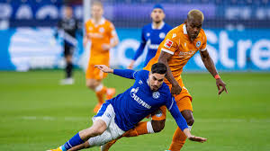 Beide seiten gaben anschließend völlig andere ablösesummen zu protokoll. Schalke Einfach Zu Schwach Bielefeld Schiesst S04 Richtung 2 Liga S04