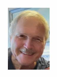 Who had an elderly elementary school teacher and a classroom like this at  3rd grade school?