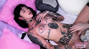 Aurora Anarchy - EPORNER