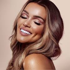 Heather Kuntz's Instagram, Twitter & Facebook