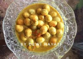 Terlanjur komplit bahannya, akhirnya telor puyuhnya disertakan saja dalam gulainya tapi diluar perut cuminya 🤭 seperti. Bagaimana Membuat Telur Puyuh Bumbu Kuning Bisa Manjain Lidah Resep Kakek