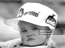 593 Mamas Apr No Photos & High Res Pictures