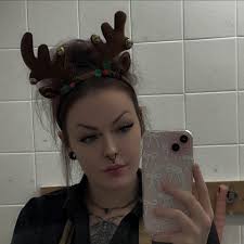 I like funny or unusual usernames , what's some of y'all's unique users