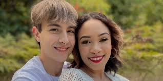 Mya Austin and Camron Troyer's Wedding Website