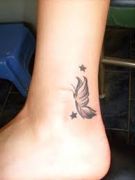 Here's an overview of all tattoo designs that are currently on this website, about 6000 7000 and growing! Top 40 Latest Tattoo Designs For Girls On Hand And Leg In 2019 By Pooja Gupta Medium
