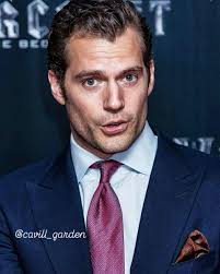 Anya Chalotra, the actress who plays Yennefer in The Witcher, recently  expressed that she misses working with Henry Cavill: "He knows what Geralt  has to do, I mean Henry and Geralt are