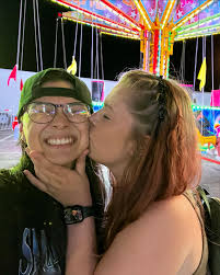 Abby Costello (@abbstrrr) • Instagram photos and videos