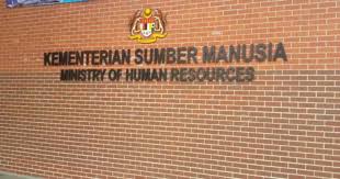 Ministry of human resources block d3 & d4, complex d 62530, putrajaya. Only Two Private Sector Staff Allowed To Enter Office For One Day