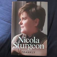 Christine Noyes's Instagram, Twitter & Facebook