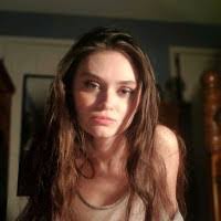 Courtney Bradshaw's Instagram, Twitter & Facebook