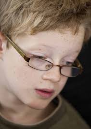 Du sender mig ikke væk igen, vel mor?