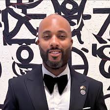 Rosa Sells Real Estate