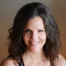 Sarah Fortier's Instagram, Twitter & Facebook