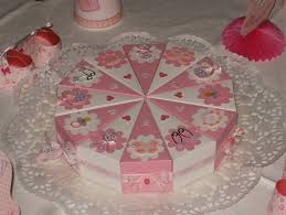 Pin Von Julia Chuquilin Auf Tarjetas Torten Basteln Schachtel Basteln Basteln Mit Papier