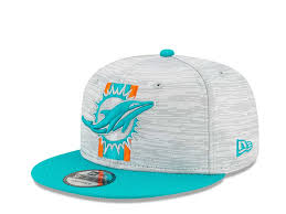 We have the biggest brands and exclusive styles when you look for a new miami dolphins cap or hat. New Era Miami Dolphins Nfl Official Training Camp 2021 9fifty Snapback Cap New Era Caps Caps Topperzstore Co Uk