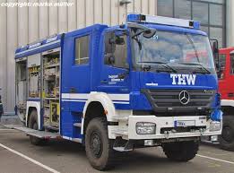 Geratekraftwagen Gkw Mercedes Benz 1829 Axor Des Technischen Hilfswerkes Thw Ortsverband Rastat Einsatzfahrzeuge Feuerwehr Fahrzeuge Nutzfahrzeuge