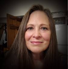 I counted 24 approximately 15ft from the house.