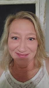 Female friends in Creve Coeur and Morton Illinois