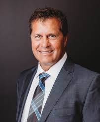 Kimberly Dobie's Instagram, Twitter & Facebook