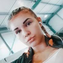 Mandi Bridges's Instagram, Twitter & Facebook