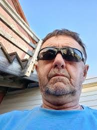 Karen Mosher's Instagram, Twitter & Facebook