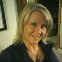 Andrea Goble's Instagram, Twitter & Facebook