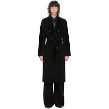 High quality faux fur, soft, comfortable and super warm, big and deep hood with faux. Max Mara Black Madame Coat 202118f05901801