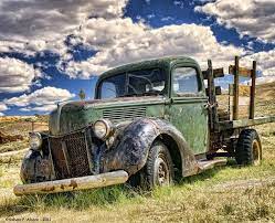 Pin By David Remon On Old Trucks Old Trucks Trucks Abandoned Cars