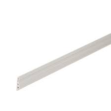 Retrouvez chez leroy merlin notre sélection de 52 produits, au prix le plus juste, sur un large choix de marques et de références, disponibles en magasin ou livrés rapidement à votre domicile. Plinthe Pvc Gris 15 X 60 Mm L 2 5 M Leroy Merlin
