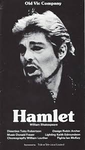 Amazon.com: Derek Jacobi"HAMLET" Brenda Bruce/Jane Wymark/Julia Glover/Robert  Eddison 1979 London Old Vic Playbill : פריטי אספנות ואמנות