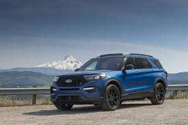 First Drive 2020 Explorer St Review Ford S 400 Hp 3 Row Suv Is Here 2020 Ford Explorer Ford Explorer First Drive