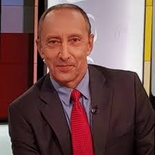 Daniel Seaman's Instagram, Twitter & Facebook