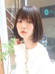 ナチュラルな雰囲気が可愛い 前髪あり 黒髪ボブ のヘアスタイル特集 folk 前髪ありヘア 黒髪ボブのヘアスタイル ヘアスタイリング